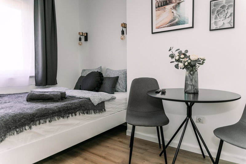 B15 - Wood&Black Apartman, Győr, Hungary