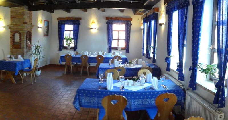 Szél Fiai Fogadó, Nyúl, Hungary