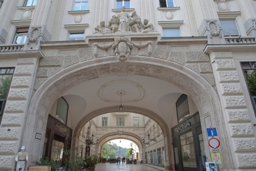 Gloria Apartment, Budapest, Hungary