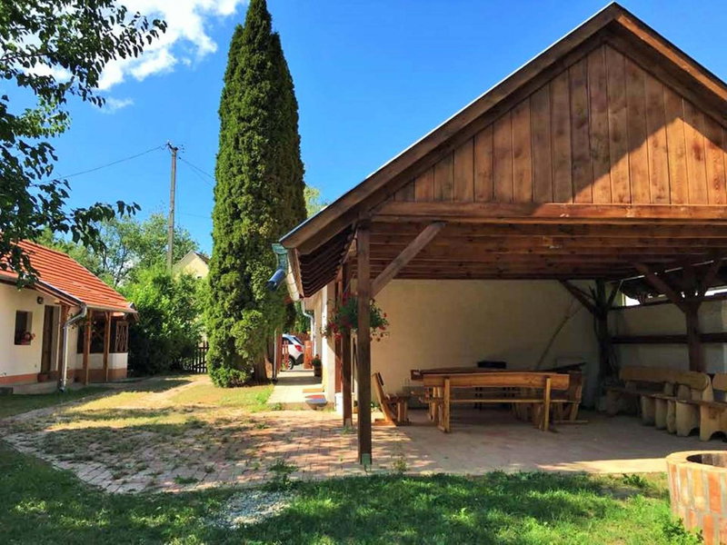 Hétmérföldes Vendégház, Szaknyér, Hungary