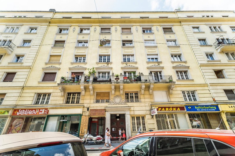 Fleur Créme Apartment, Budapest, Hungary