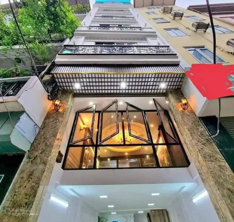 House for rent in Hanoi, Vietnam · Tay Ho District · 1 room, 1 bath