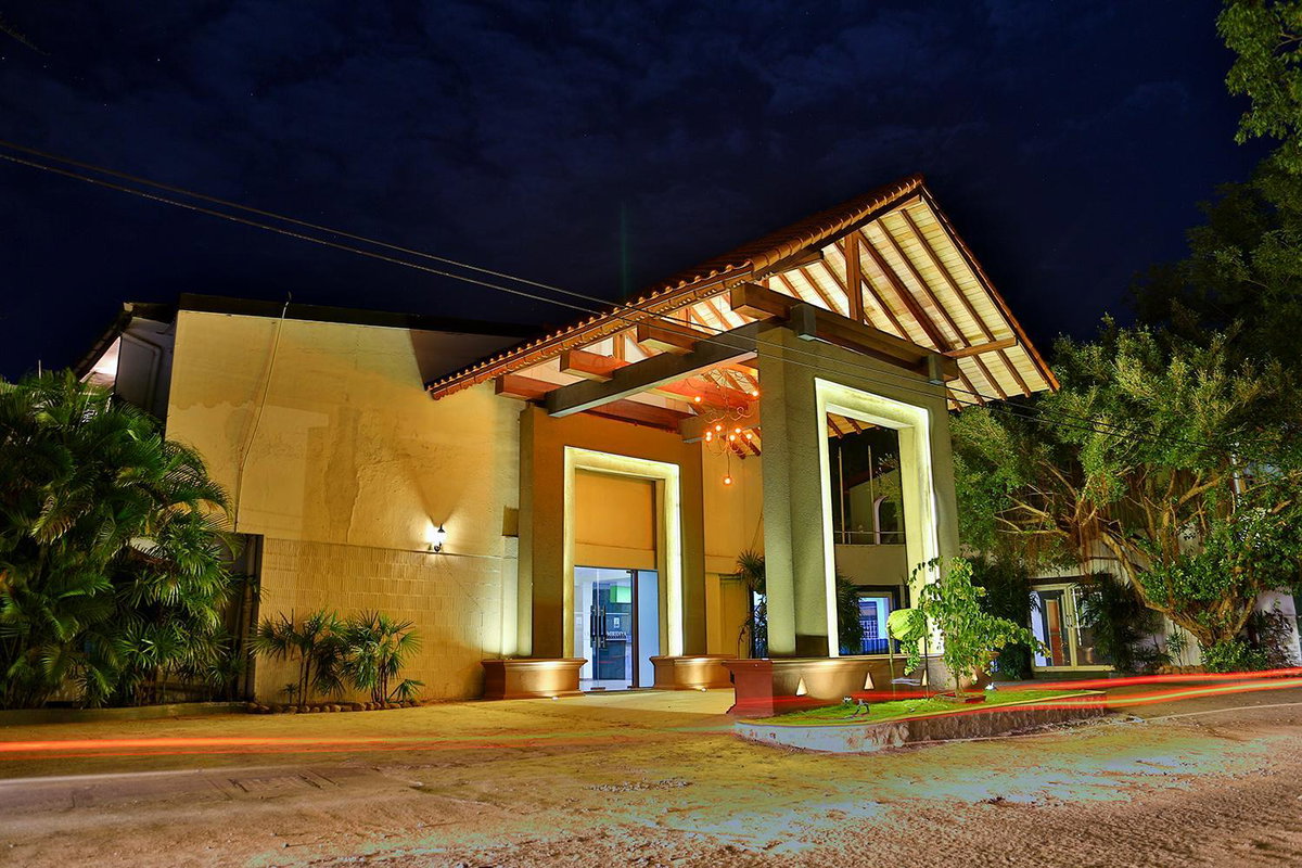 Hotel · Miridiya Lake Resort, Anuradhapura