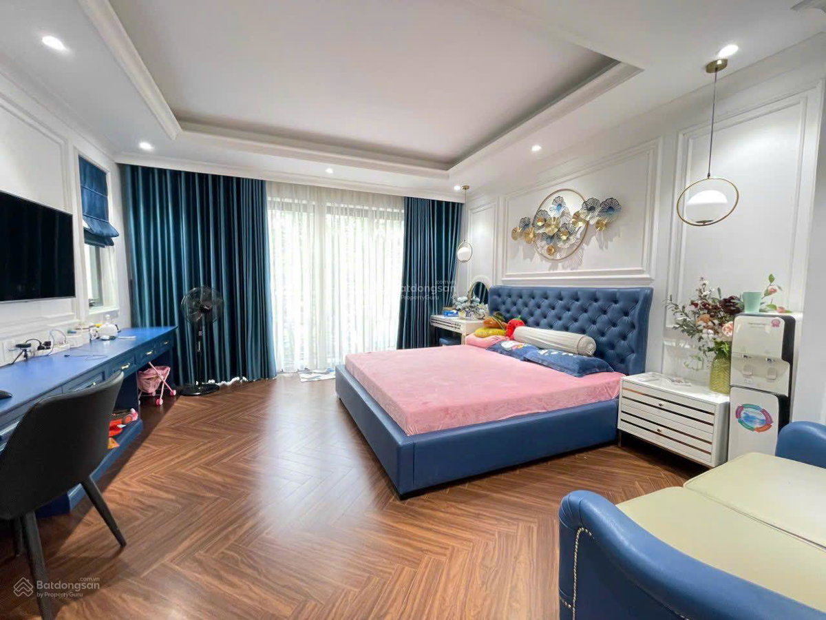 Nine South Estates, Vietnam