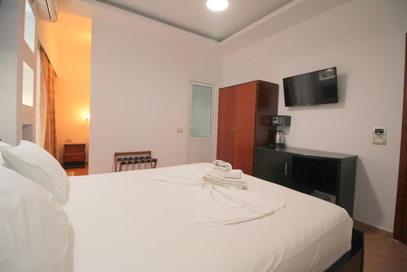Hotel Oskar, Sarandë, Albania