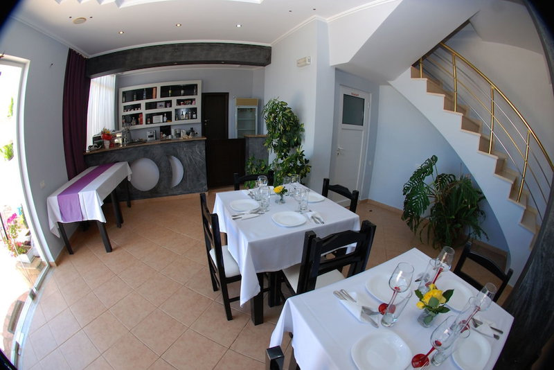 Villa Doka, Sarandë, Albania