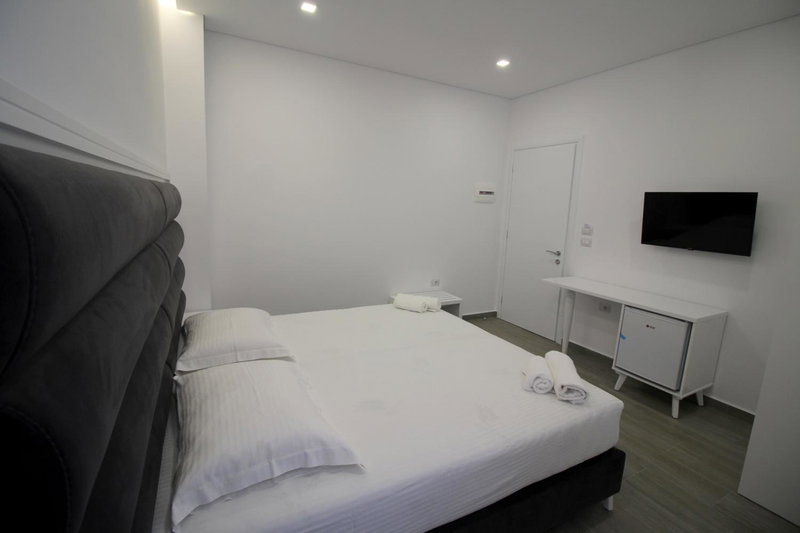 Edina by Hp Hotel, Sarandë, Albania