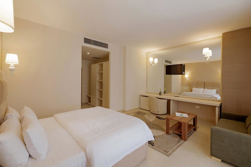 Horizont Hotel, Durrës, Albania