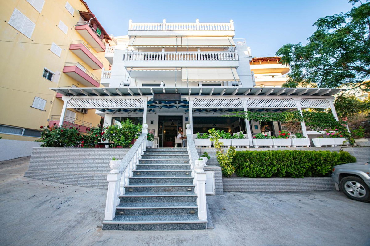Hotel Primavera, Albania