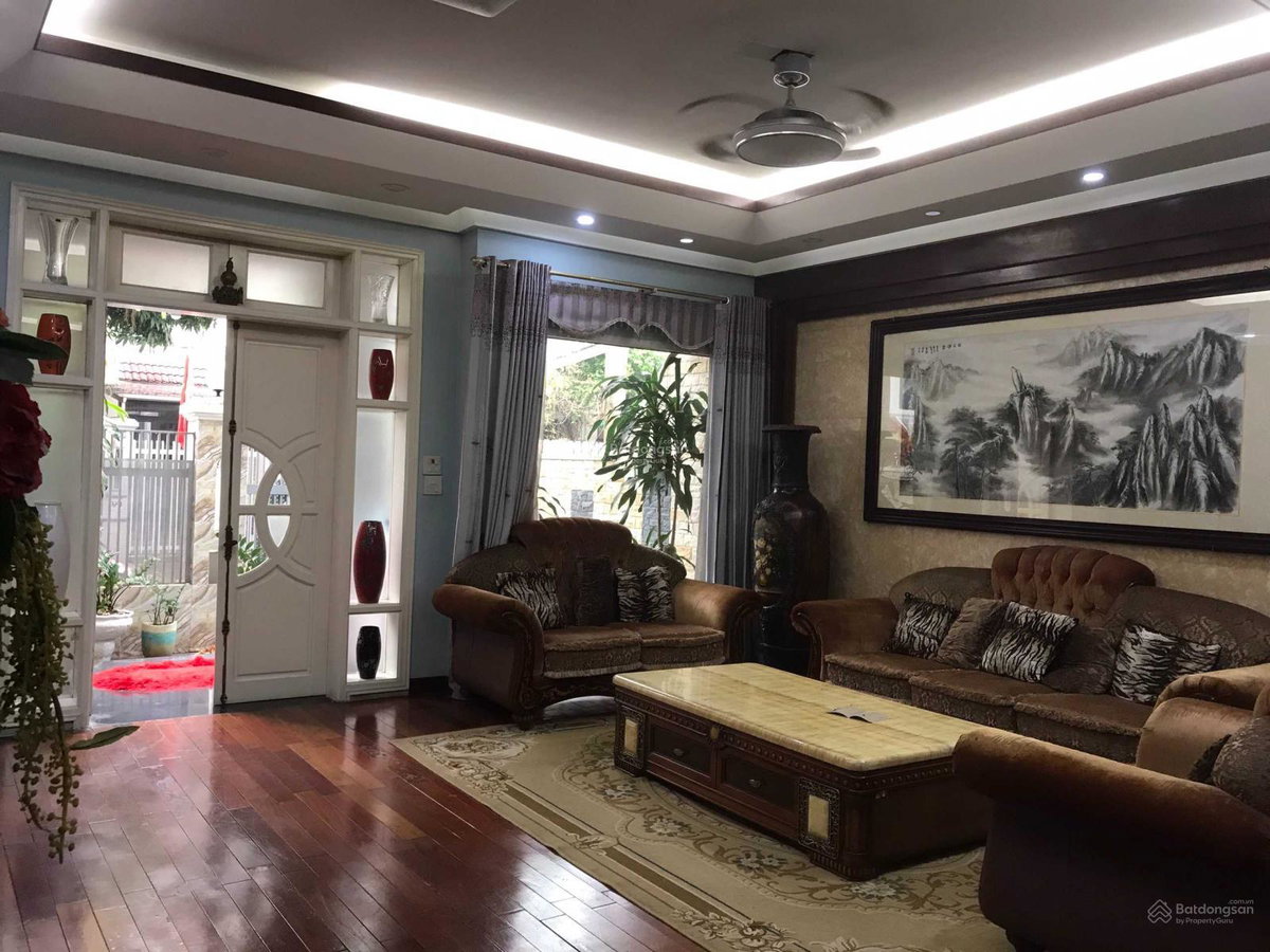 House for rent in Hanoi, Vietnam · Cau Giay District · 1 room, 1 bath