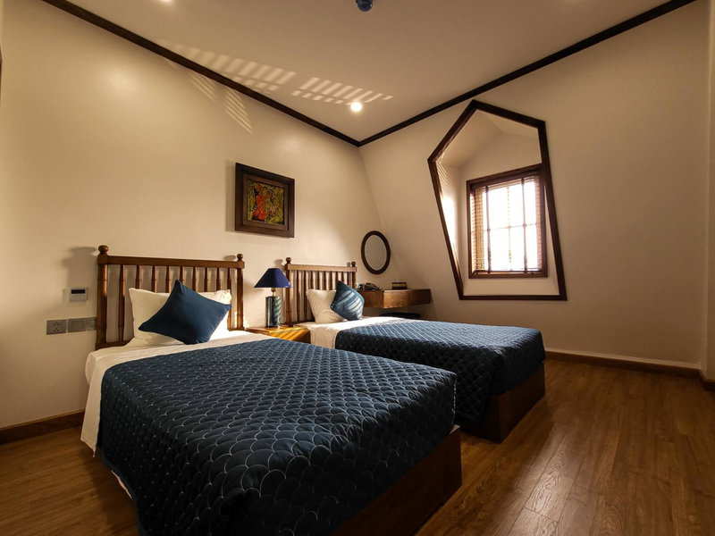 Lavian Hotel, Ha Long, Vietnam
