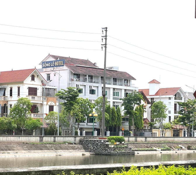 Khách Sạn Sông Lô, Hải Dương, Vietnam