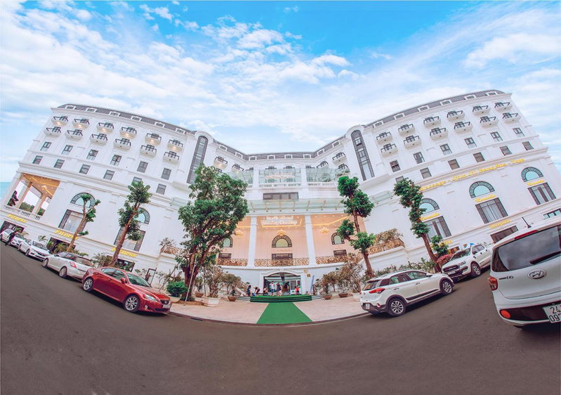 Duc Huy Grand Hotel and Spa, Lao Cai, Vietnam