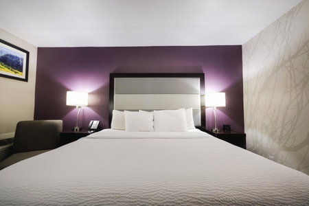 La Quinta Inn & Suites by Wyndham Fort Collins, Colorado, Fort Collins, United States