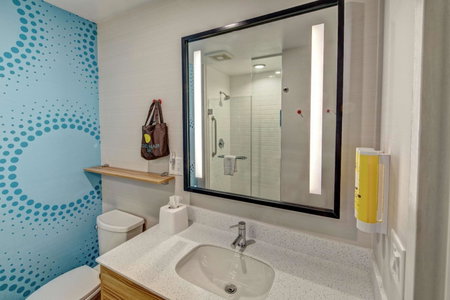 Tru By Hilton Roanoke Hollins, Roanoke, United States