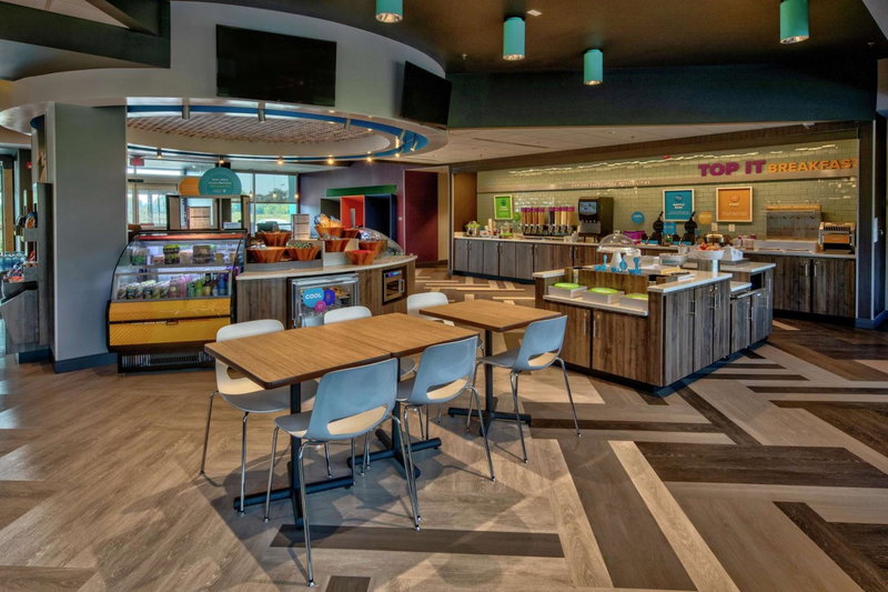 Tru By Hilton Roanoke Hollins, Roanoke, United States