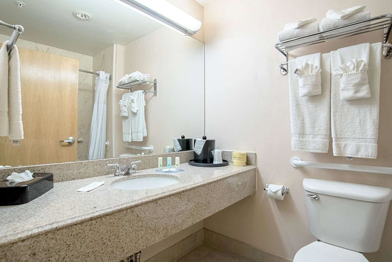 Quality Inn & Suites Phoenix NW - Sun City, Youngtown, United States