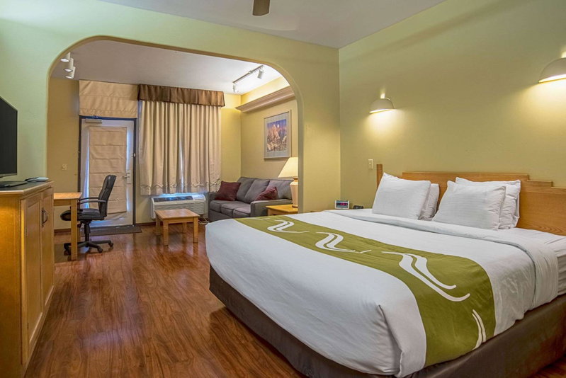 Quality Inn & Suites Phoenix NW - Sun City, Youngtown, United States