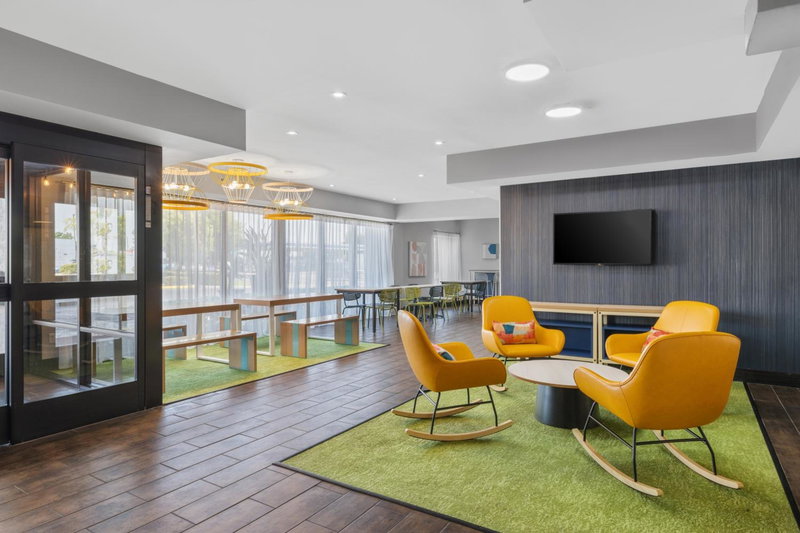 Spark by Hilton Bakersfield Central, Bakersfield, United States