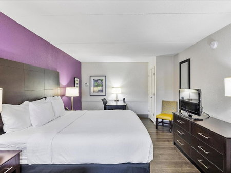 La Quinta Inn by Wyndham Miami Airport North, Miami, United States