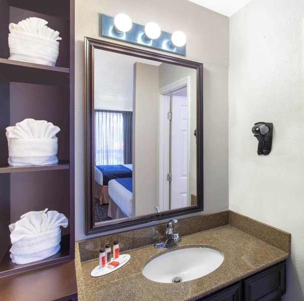 Grand Hotel Orlando at Universal Blvd - Shuttle to Theme Parks, Orlando, United States