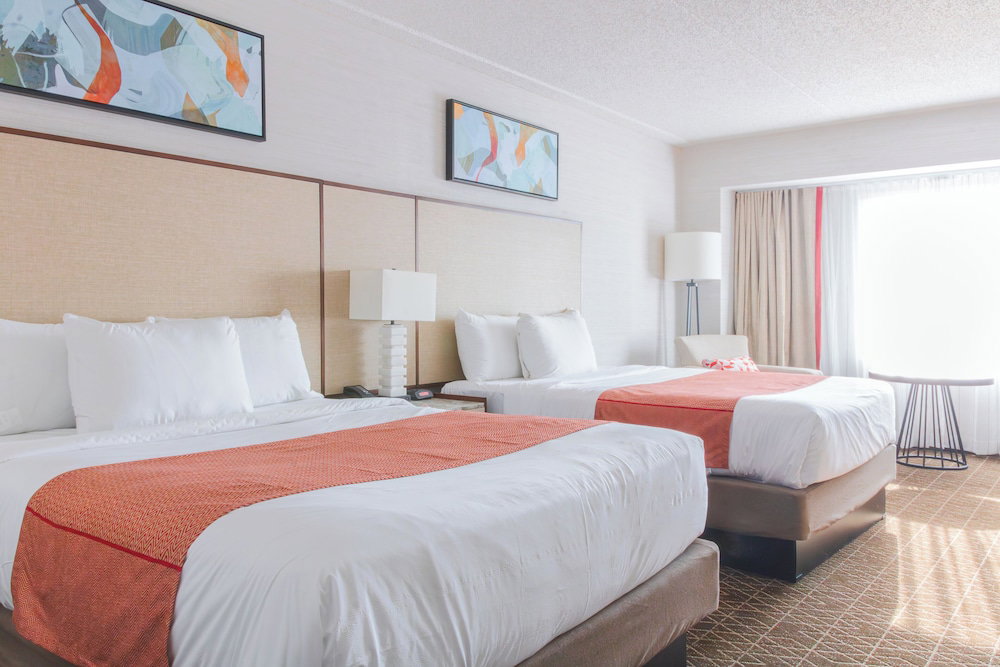 Hotel · Par-A-Dice Hotel and Casino, East Peoria