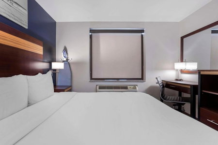 Avion Inn Near LGA Airport, an Ascend Collection Hotel, Queens, United States