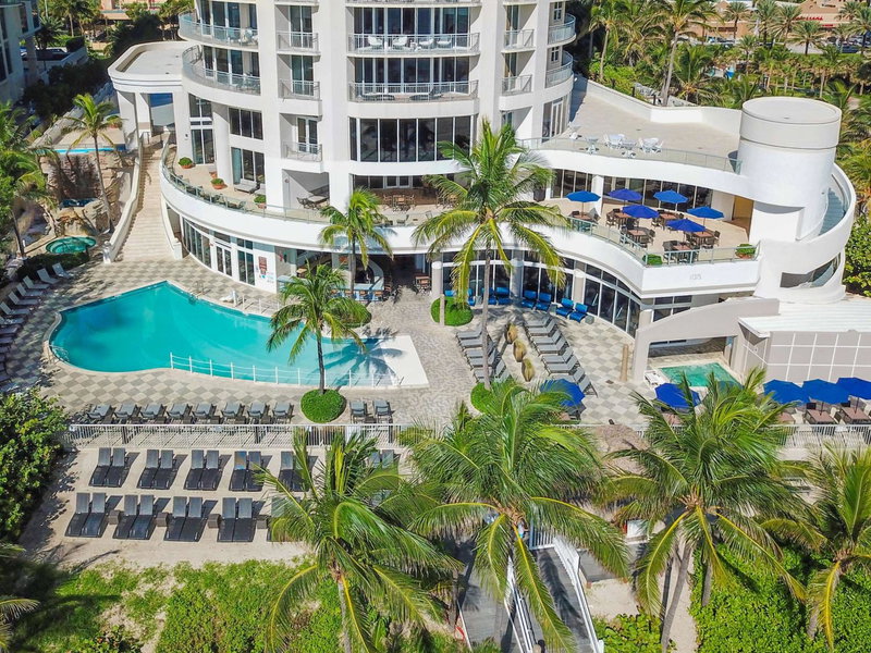 DoubleTree by Hilton Ocean Point Resort - North Miami Beach, Miami Beach, United States