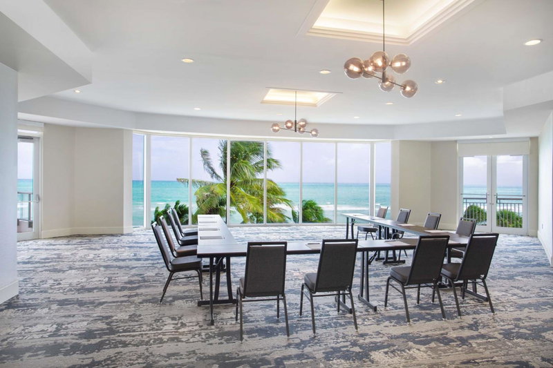 DoubleTree by Hilton Ocean Point Resort - North Miami Beach, Miami Beach, United States