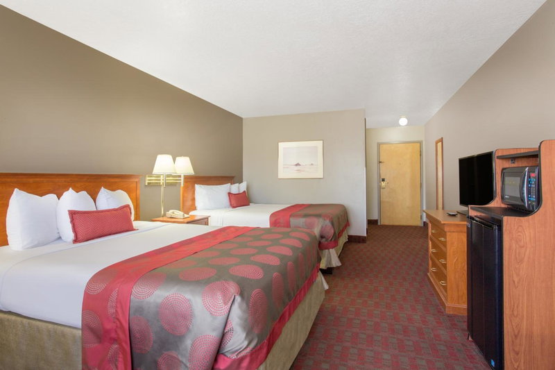 Ramada by Wyndham St George, St. George, United States