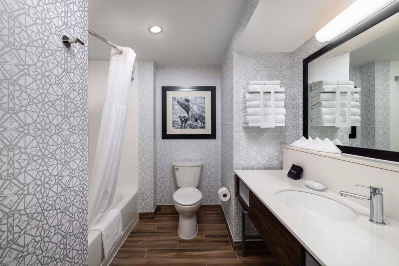Hampton Inn & Suites State College at Williamsburg Square, State College, United States