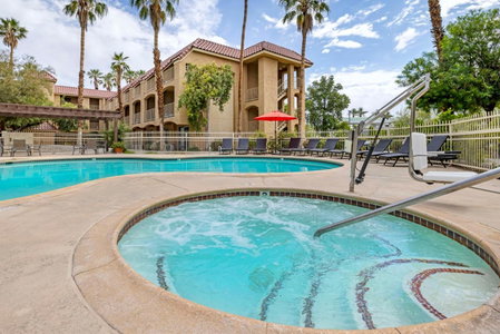 Best Western Plus Palm Desert Resort, Palm Desert, United States
