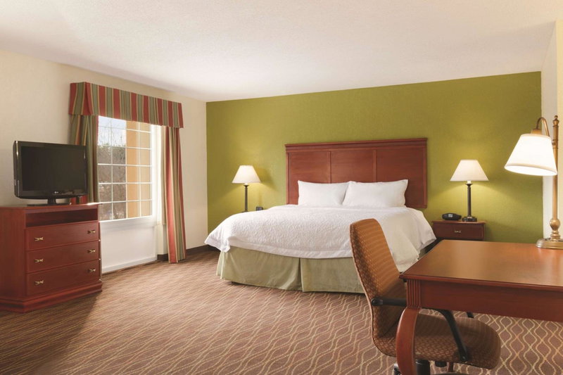 Hampton Inn & Suites Greenfield, Greenfield, United States