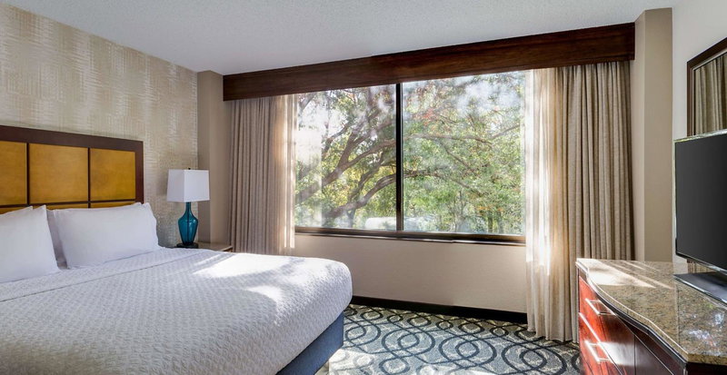 Embassy Suites by Hilton Dallas-Love Field, Dallas, United States