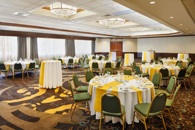 Embassy Suites by Hilton Greensboro Airport, Friendship, United States