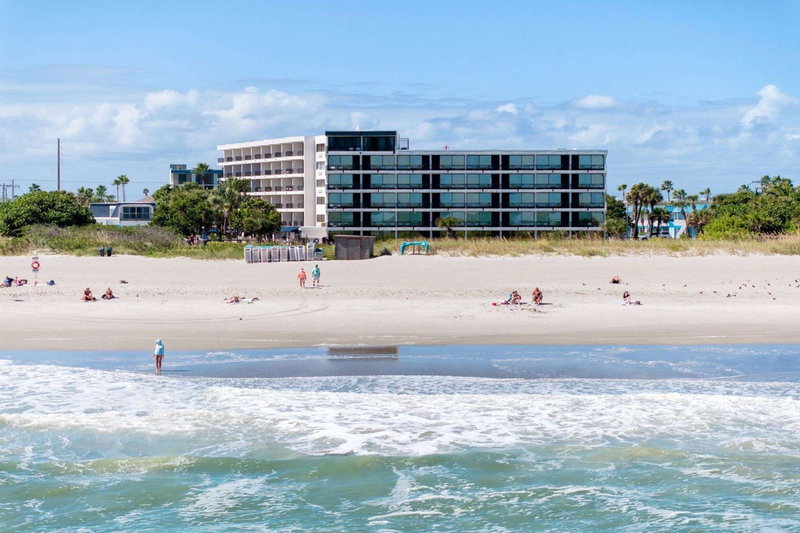 La Quinta by Wyndham Cocoa Beach Oceanfront, Cocoa Beach, United States
