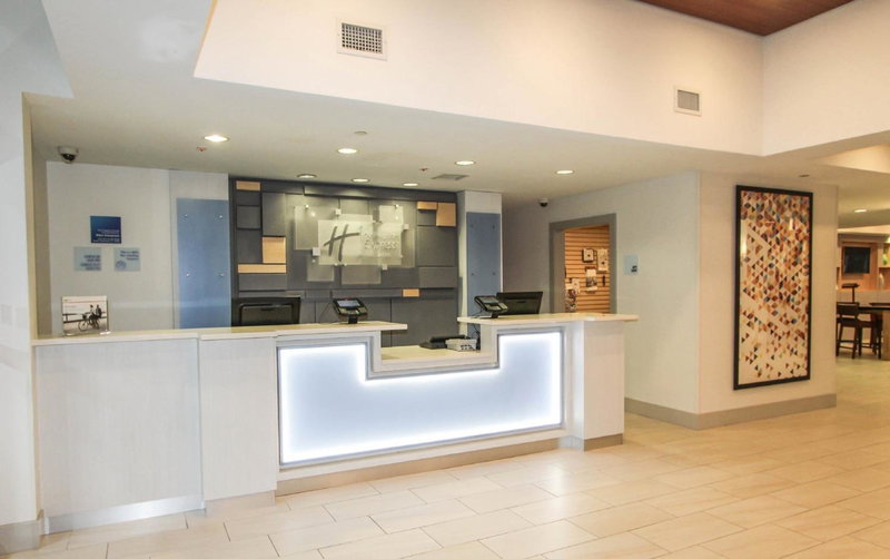 Holiday Inn Express Hotel & Suites Charleston - North by IHG, Charleston, United States
