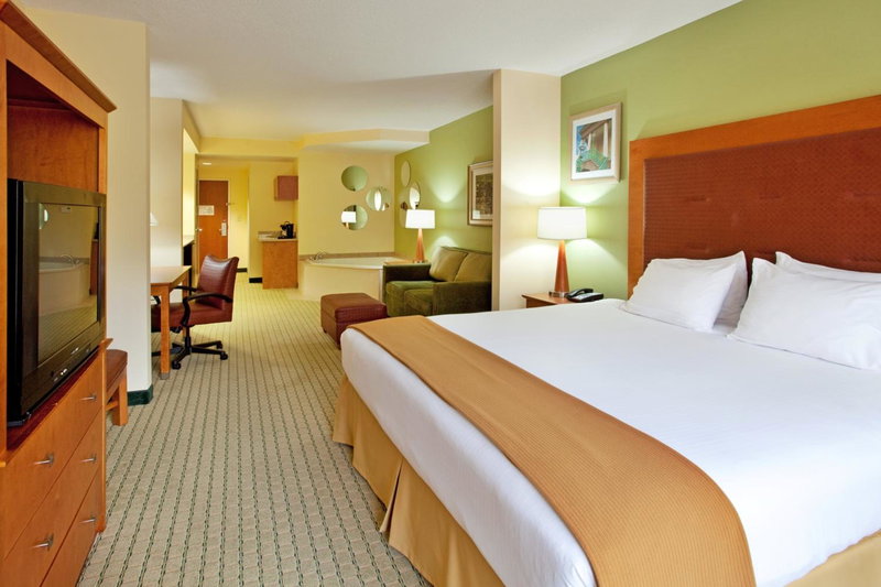 Holiday Inn Express Hotel & Suites Charleston - North by IHG, Charleston, United States