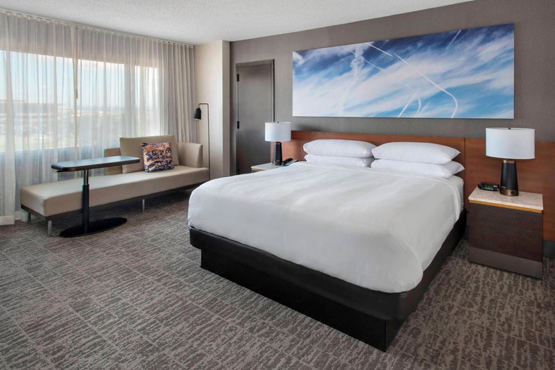 Newark Liberty International Airport Marriott, Newark, United States