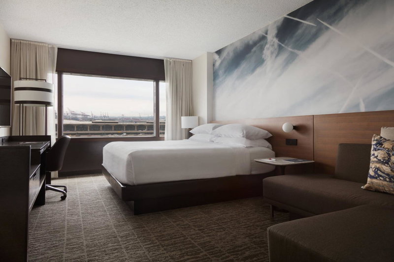 Newark Liberty International Airport Marriott, Newark, United States
