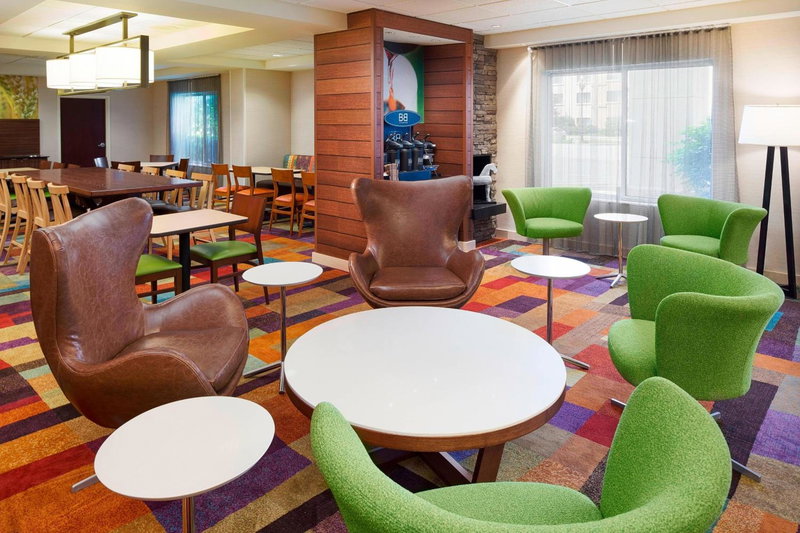 Fairfield Inn & Suites Chicago Midway Airport, Bedford Park, United States