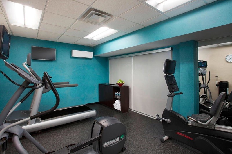 Fairfield Inn & Suites Chicago Midway Airport, Bedford Park, United States