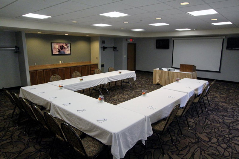 Expressway Suites Fargo, Fargo, United States