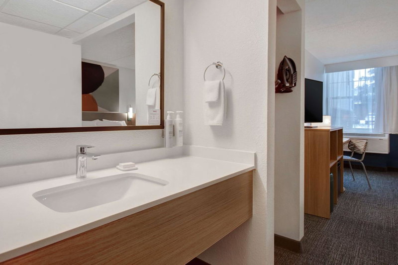 Spark by Hilton Rochester University Area, NY, Rochester, United States