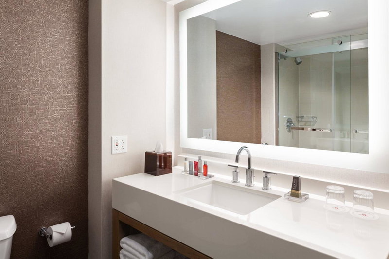 Cincinnati Marriott at RiverCenter, Covington, United States