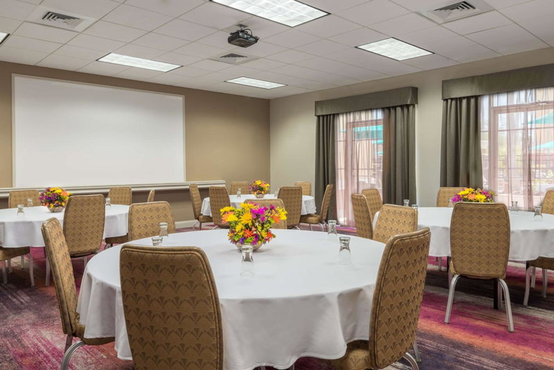 Homewood Suites by Hilton Orlando-UCF Area, Orlando, United States