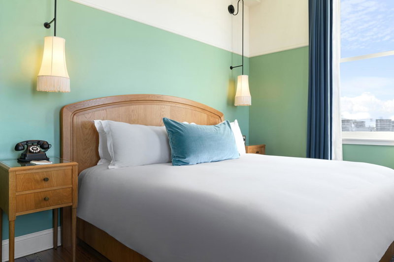 The Drayton Hotel Savannah, Curio Collection by Hilton, Savannah, United States
