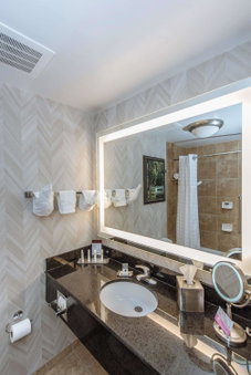 DoubleTree by Hilton North Charleston - Convention Center, Charleston, United States