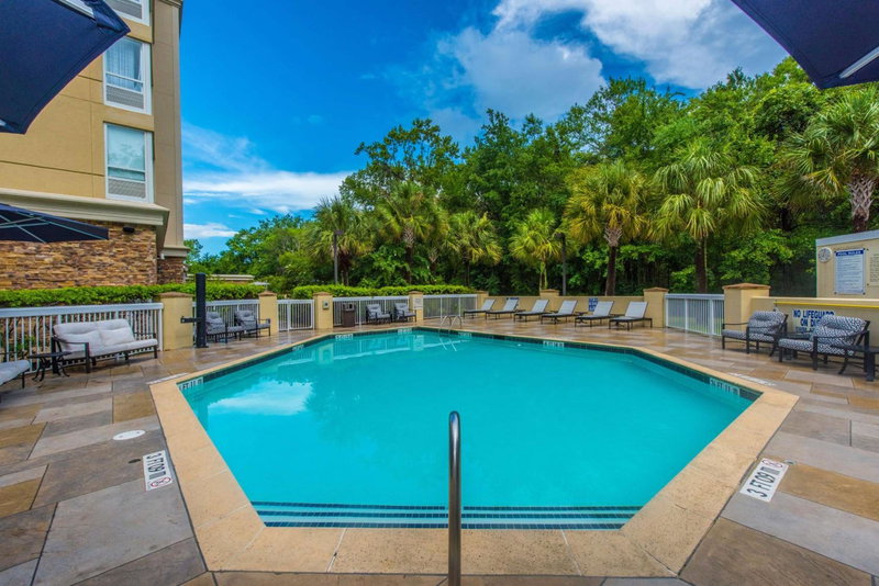 DoubleTree by Hilton North Charleston - Convention Center, Charleston, United States