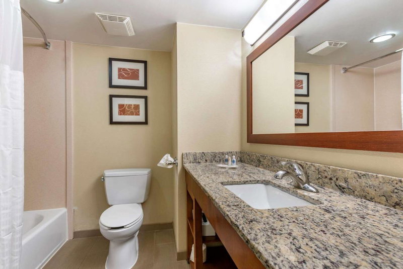 Comfort Suites Newark - Harrison, Newark, United States